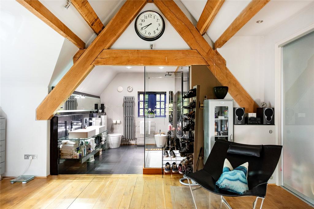 Principal Bedroom