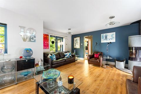 5 bedroom detached house for sale, Welford Road, Spratton, Northamptonshire, NN6