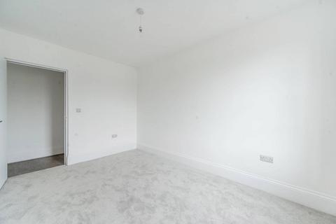 undefined, Bridge Street, Pinner, HA5