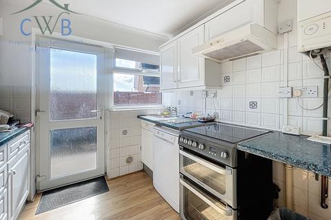 2 bedroom semi-detached bungalow for sale, Birling Road, Snodland, ME6