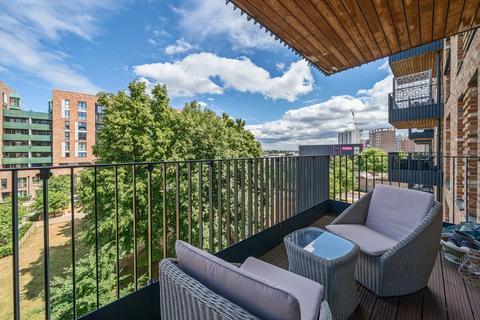2 bedroom flat for sale, Whelan Road, Acton, London, W3