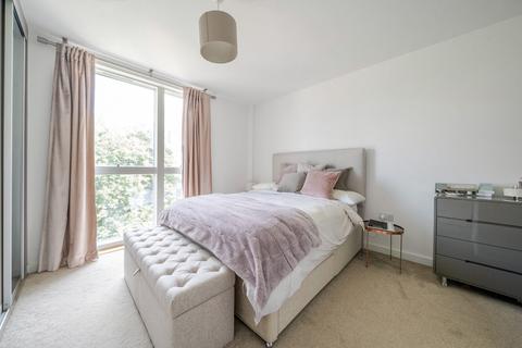 2 bedroom flat for sale, Whelan Road, Acton, London, W3