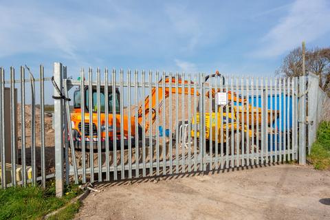 Distribution warehouse to rent, Westgate Severn Beach BS35 4BR