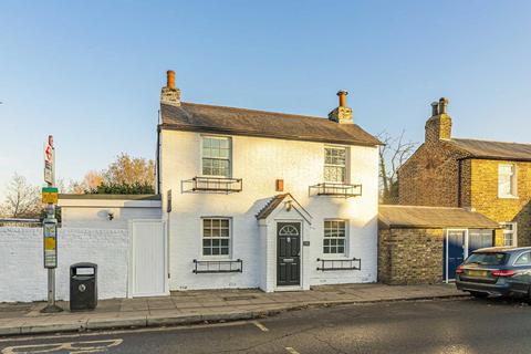2 bedroom detached house for sale, High Street, Hampton TW12