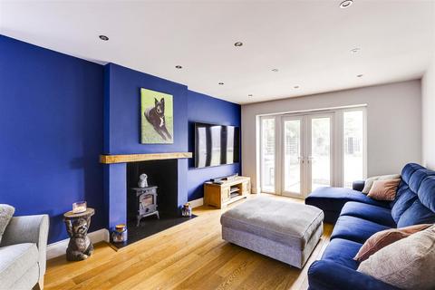 3 Deacons Place, Buntingford, SG9 9FT