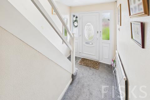 3 bedroom semi-detached house for sale, Thorney Bay Road, Canvey Island, SS8