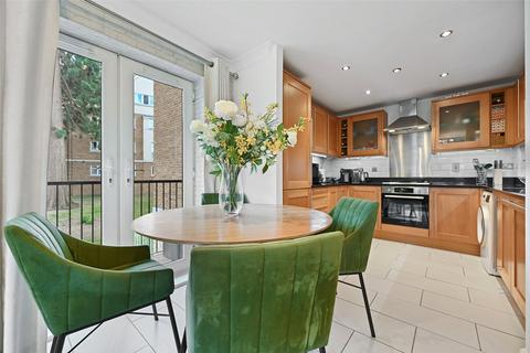 2 bedroom apartment to rent, Brightwen Grove, Stanmore, HA7