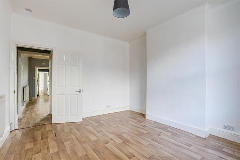 2 bedroom terraced house for sale, Vernon Road, Basford NG6