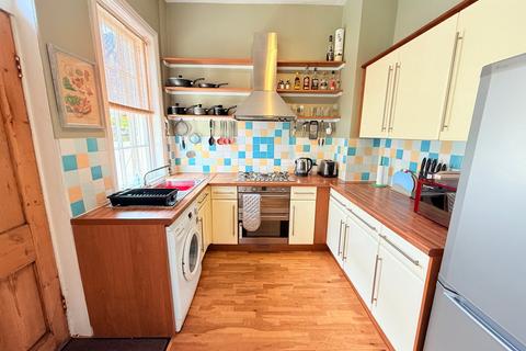 2 bedroom terraced house for sale, Herbert Street, Shipley BD18