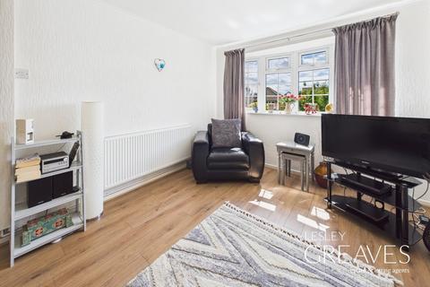 2 bedroom maisonette for sale, Shearing Close, Gedling