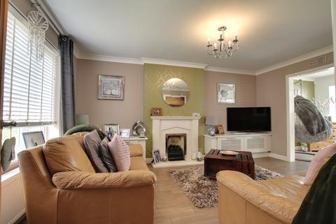 4 bedroom detached house for sale, Elder Place, Chatteris
