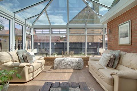 4 bedroom detached house for sale, Elder Place, Chatteris