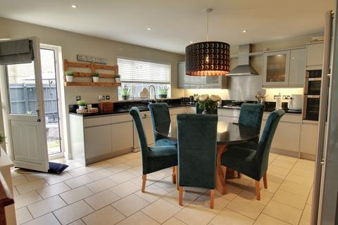 4 bedroom detached house for sale, Elder Place, Chatteris
