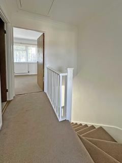 2 Holley Close, Exminster, Exeter, EX6 8SS