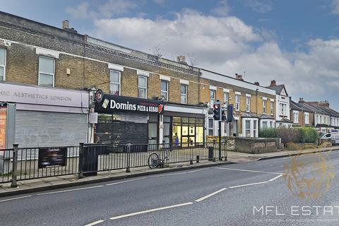 Studio to rent, Brownhill Road, Catford SE6