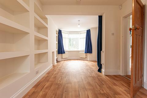 3 bedroom semi-detached house to rent, Cranbrook Ave, Hull HU6