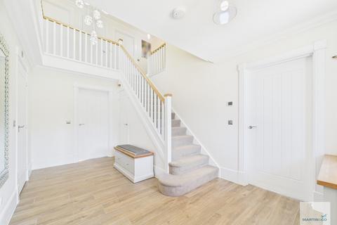undefined, Nicker Hill, Keyworth, Nottingham