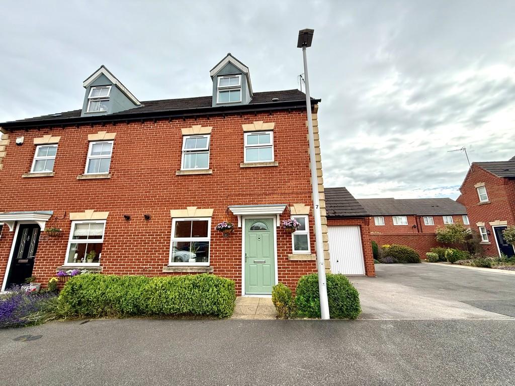 43 king road front 1