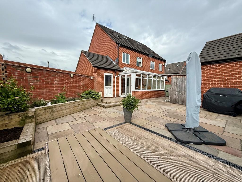 43 king road garden 4
