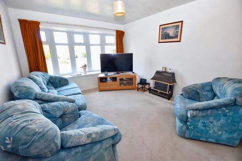 4 bedroom detached house for sale, Holly Close, Market Drayton