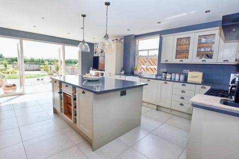 4 bedroom cottage for sale, Hazels Road, Shawbury, Shrewsbury