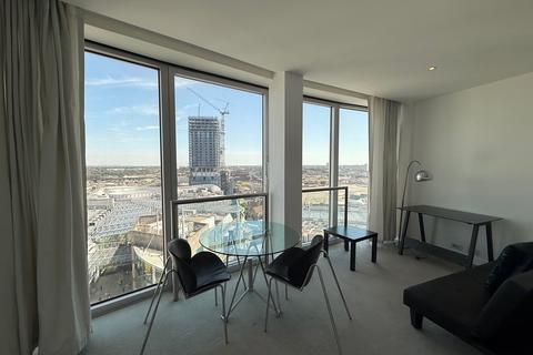 Studio to rent, The Rotunda, 150 New Street