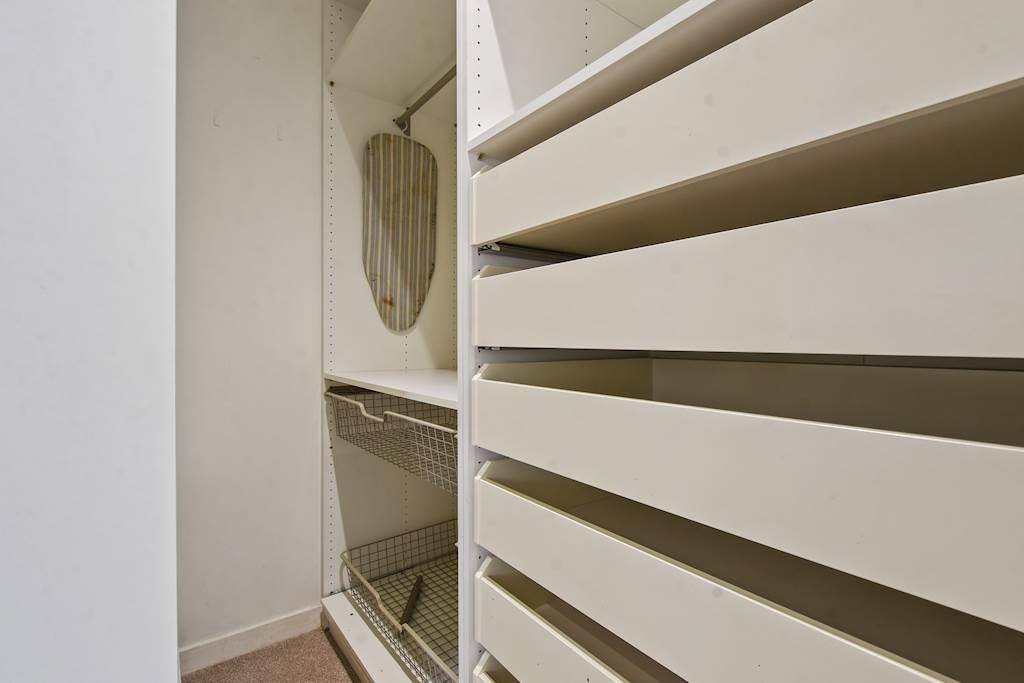 15-647f GCWEL - 474 Bromyard House - Wardrobe -Orig