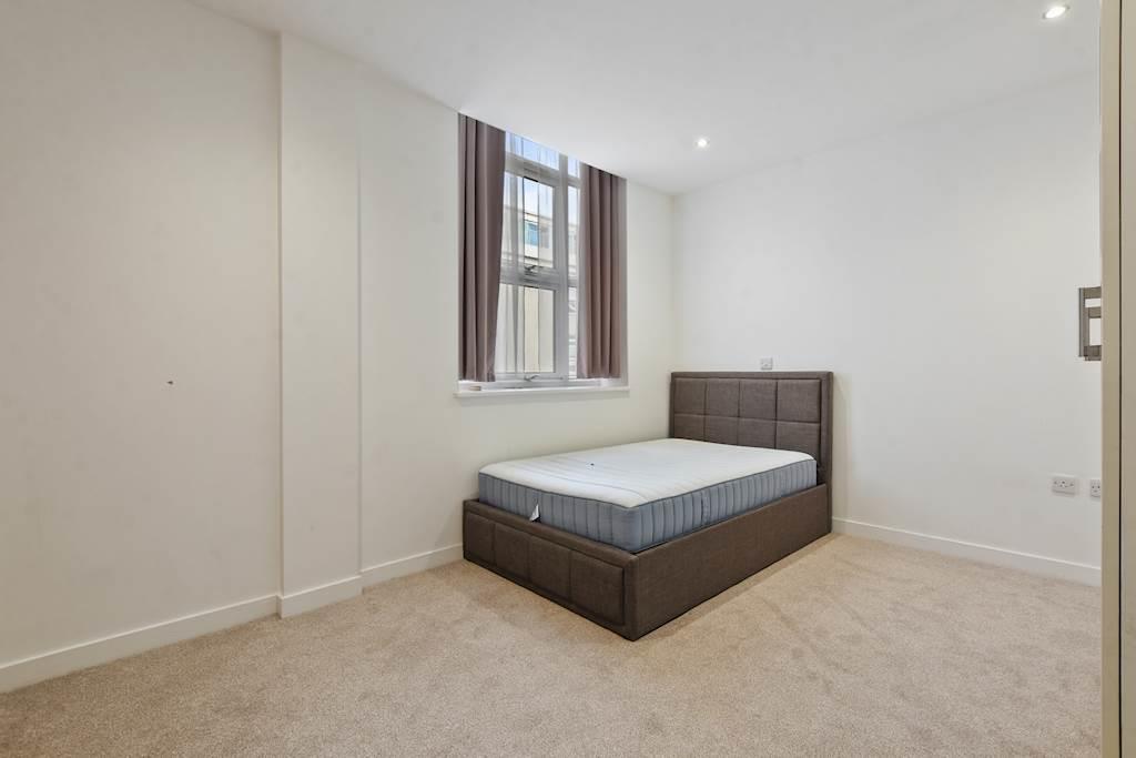03-5837 GCWEL - 474 Bromyard House - Bedroom 4 -Ori
