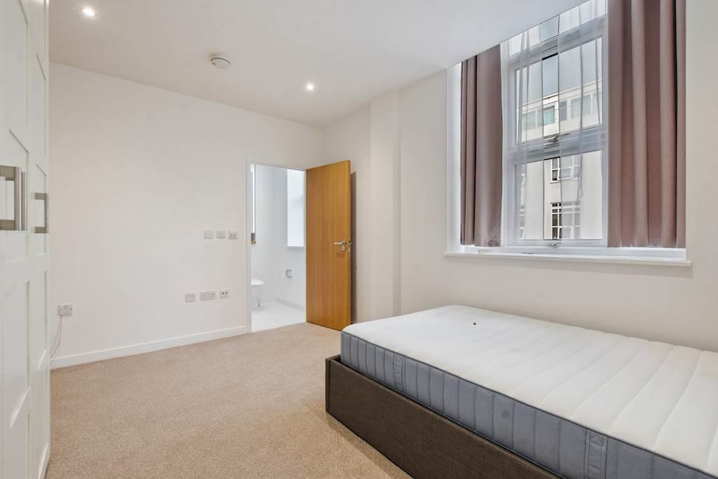 04-447c GCWEL - 474 Bromyard House - Bedroom 5 -Ori