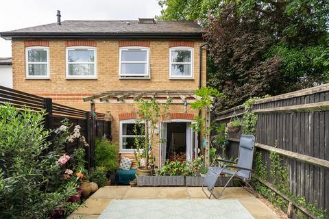 undefined, Leslie Road, Pixham, Dorking