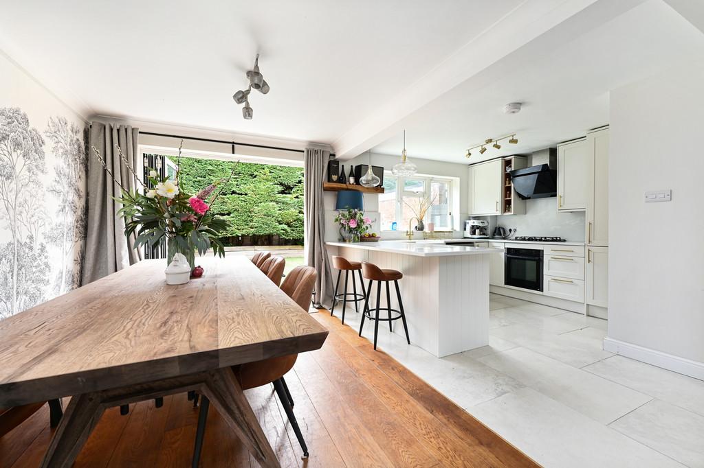 19 Globe Farm Lane (4)