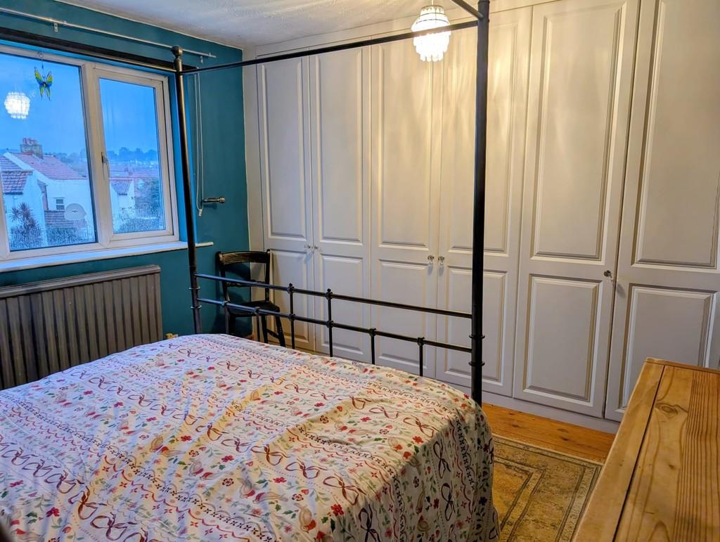 Main Bedroom with Wardrobes
