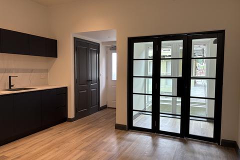 1 bedroom apartment to rent, St Mary's Church, 16 Churchgate