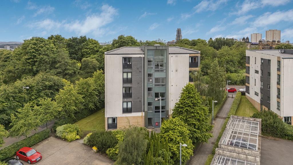 32-web-or-mls-6 Firpark Close Flat 3.4 32
