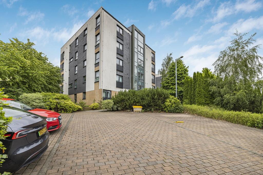 2-web-or-mls-6 Firpark Close Flat 3.4 4