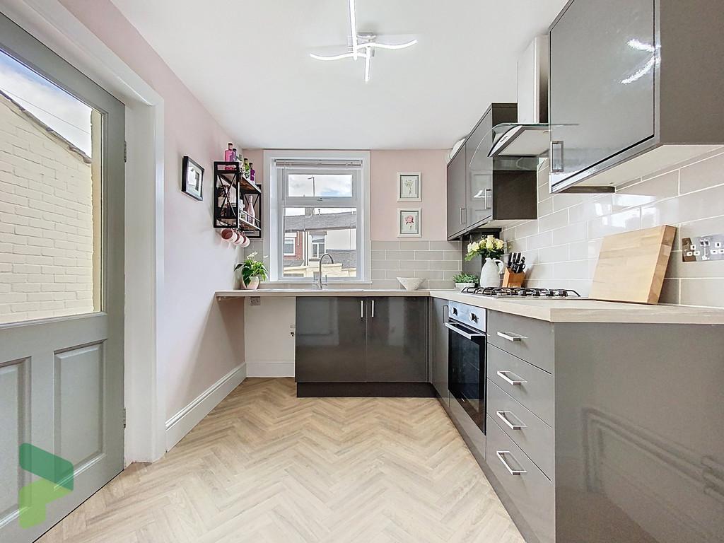 Fitted Kitchen