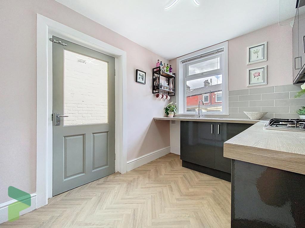Fitted Kitchen