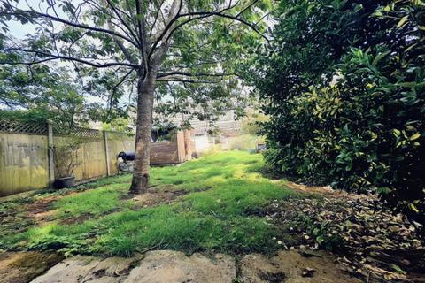 18 Bracelands, Eastcombe, Stroud, GL6 7DS