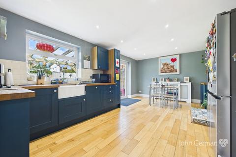 undefined, Harvey Place, Uttoxeter