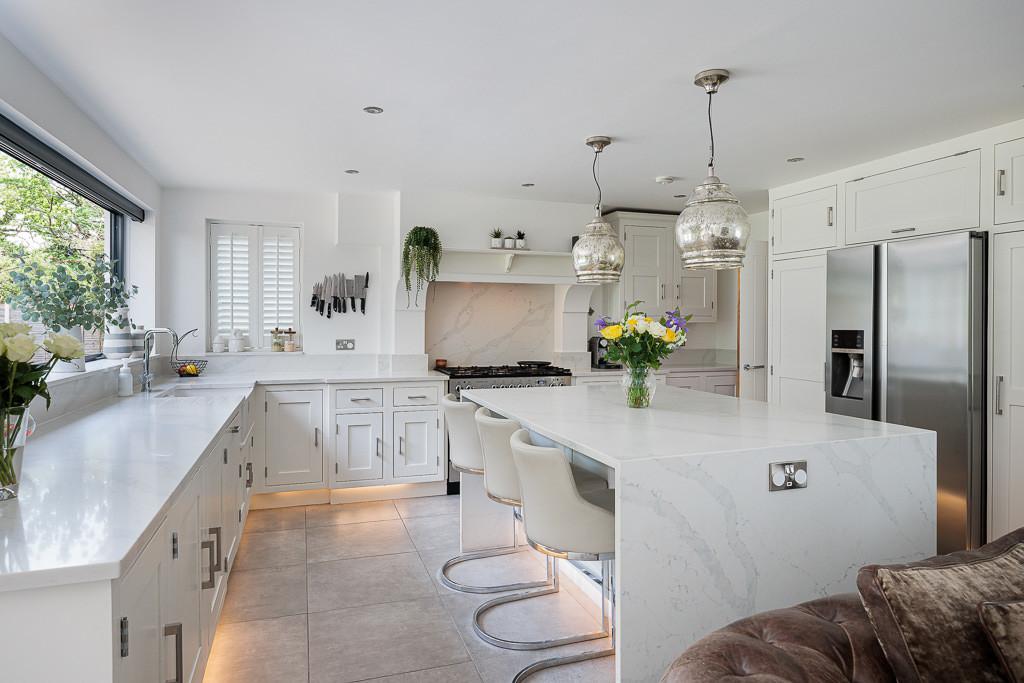 29 bramley road 14