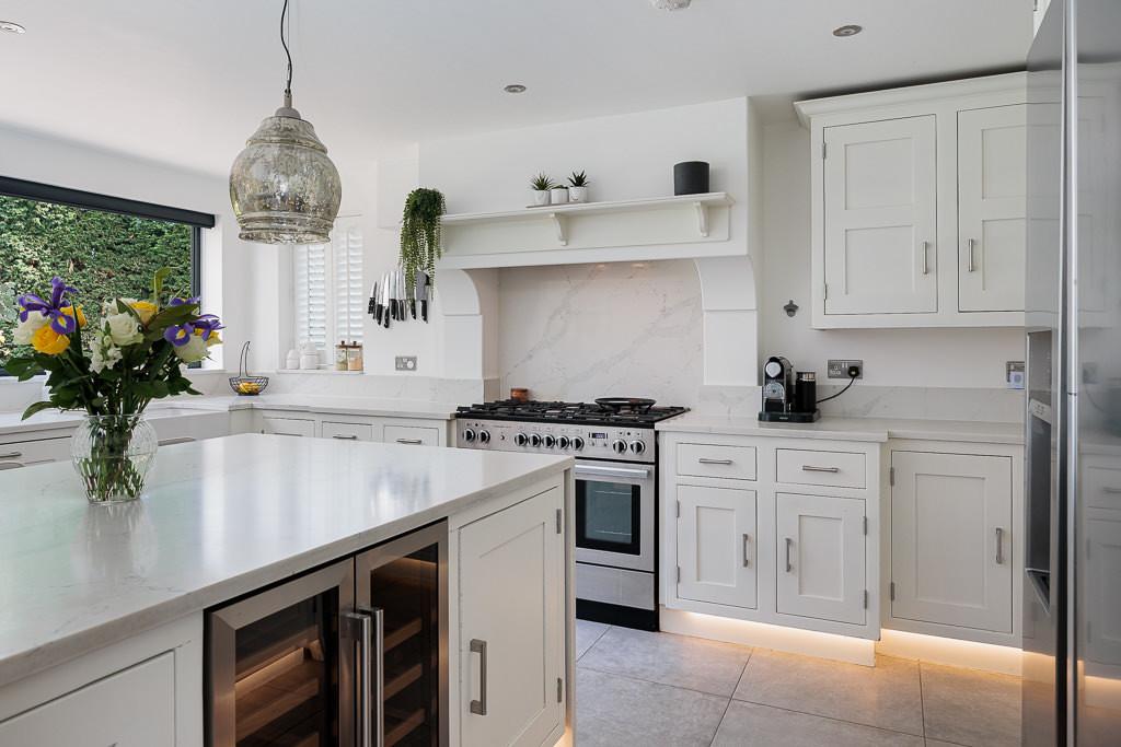 29 bramley road 19
