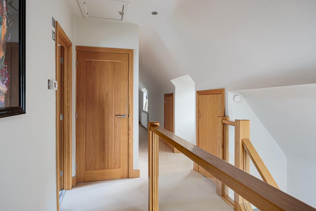 29 bramley road 25