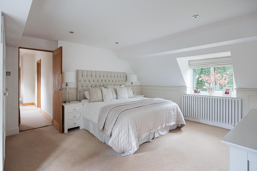 29 bramley road 27