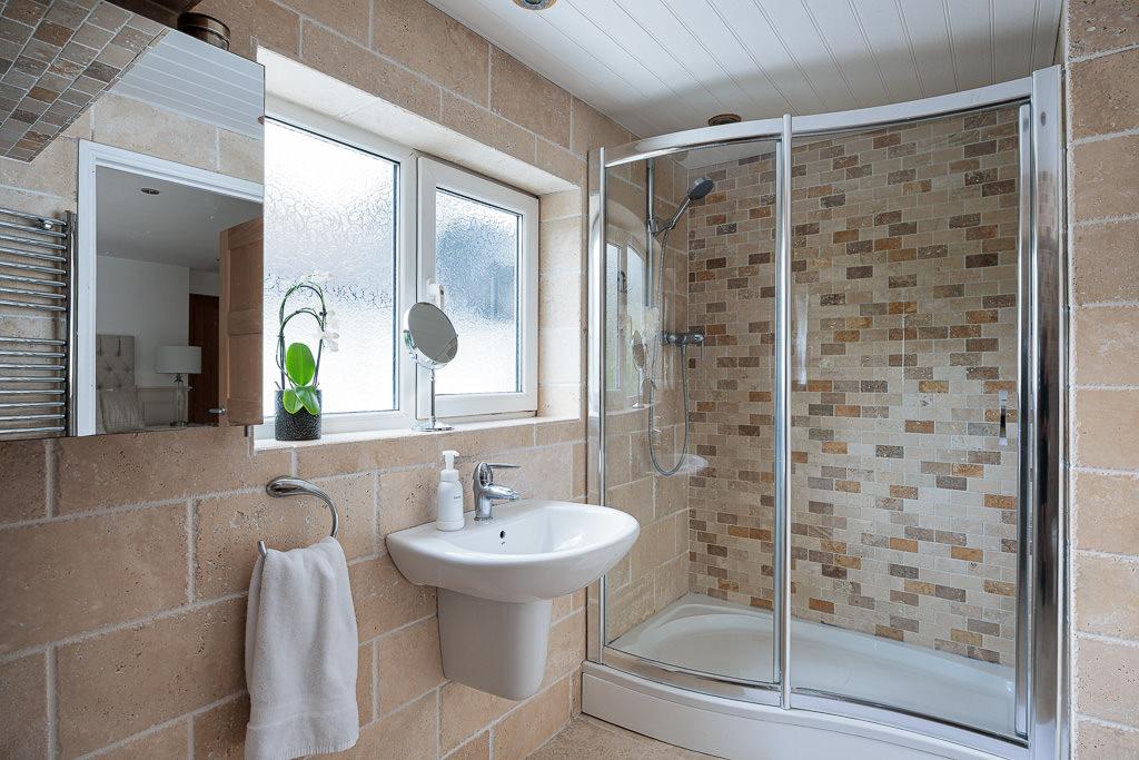 29 bramley road 32