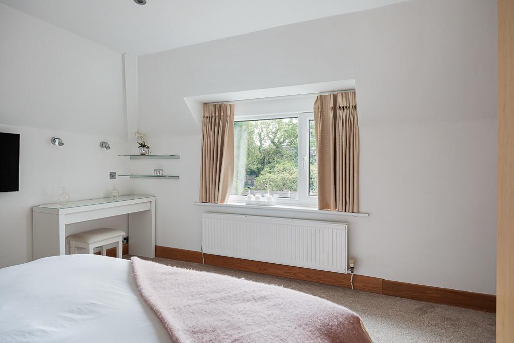 29 bramley road 34