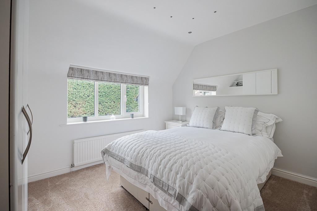 29 bramley road 36