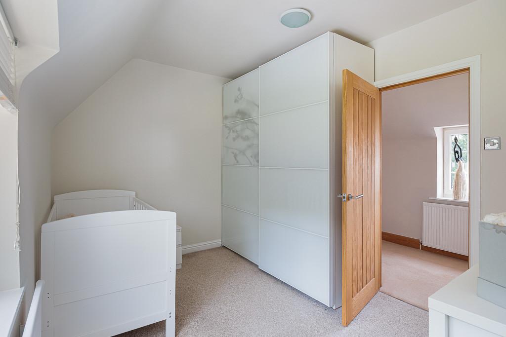 29 bramley road 37