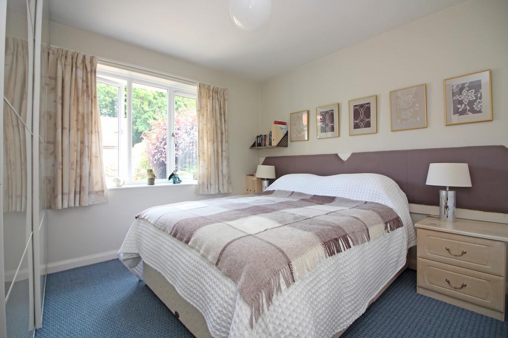 Bed2
