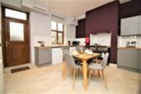 1 bedroom in a house share to rent, Pontefract Road , Barnsley, S71 1EZ