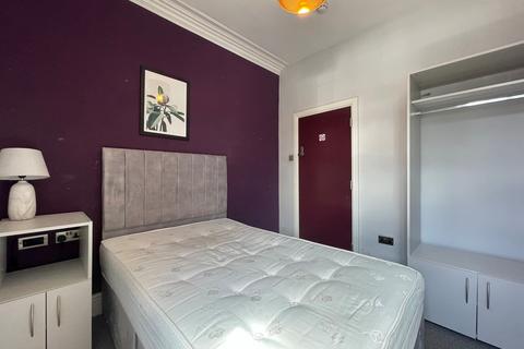 1 bedroom in a house share to rent, Pontefract Road , Barnsley, S71 1EZ